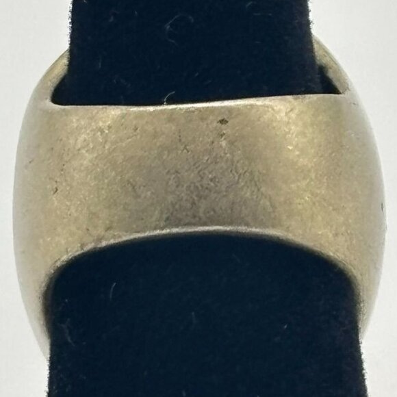 Vintage Kiam Family Large High Dome Textured Brass Ring From 1970s Unisex Signed - Picture 11 of 16